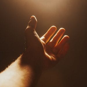 Czym smarować ganglion - 6 popularnych produktów i metod