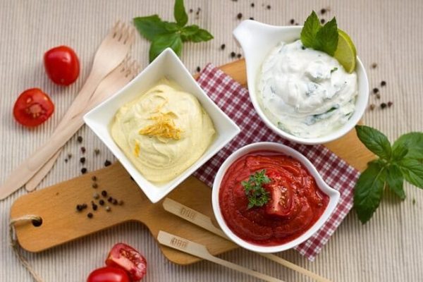 Biegunka po ketchupie, majonezie, musztardzie i innych popularnych sosach