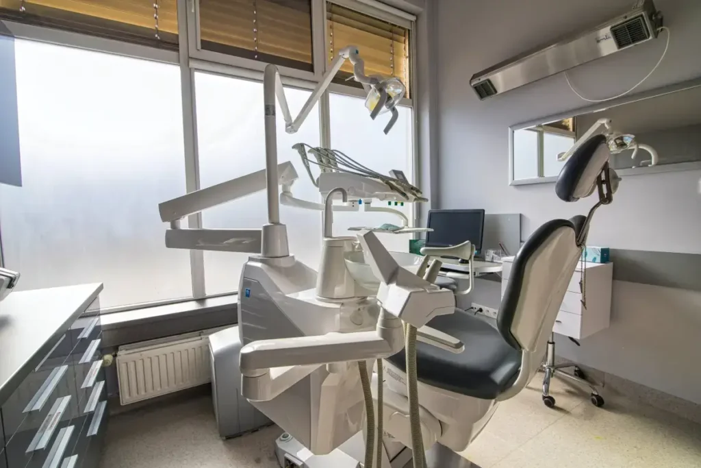 DENTAL ART - Piotr Klincewicz