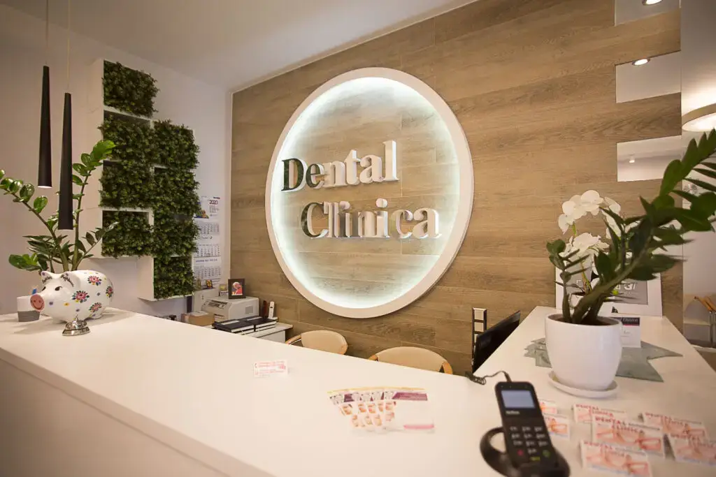 DENTAL CLINICA