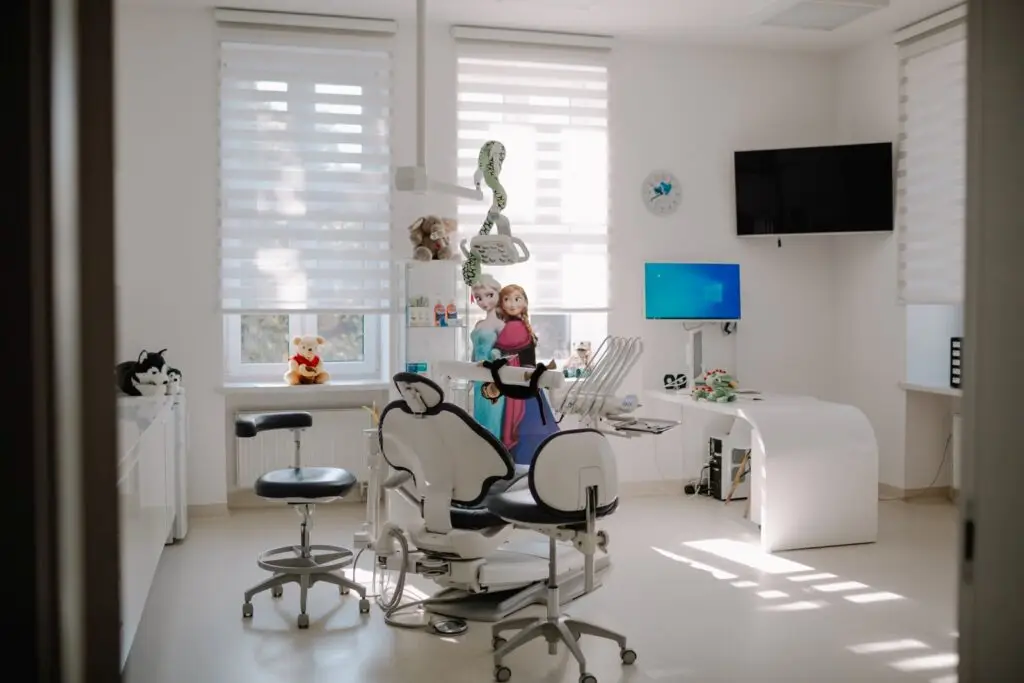 PRZYJACIELE UŚMIECHU