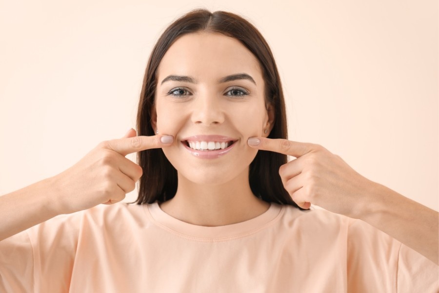 Proste zęby to lepsze zdrowie? Jak leczenie ortodontyczne może wpłynąć na Twój organizm